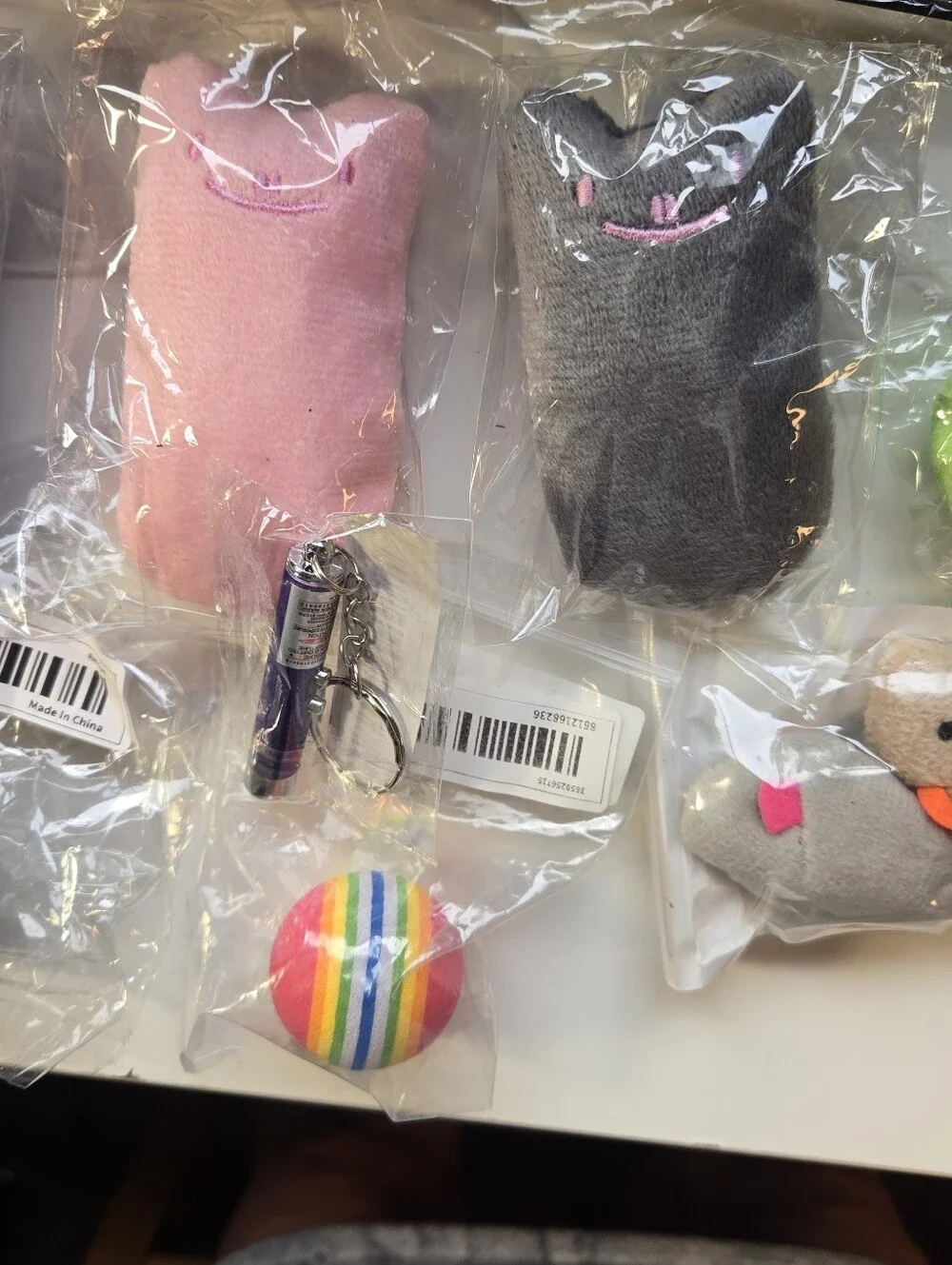 Please Don't Let the Cat Out, No Matter What it Says' Plaque and Cat Toys Bundle
